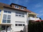 Haus mit drei Wohnungen.JPG - 