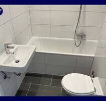 Neues Bad° Neuer Boden° Neues Wohngefühl° 2 Zimmer mit Balkon + separate Küche, guter Schnitt - Düsseldorf Derendorf