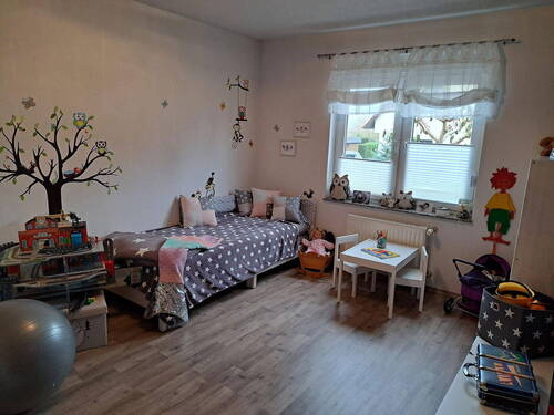 Kinderzimmer im Erdgeschoß - 