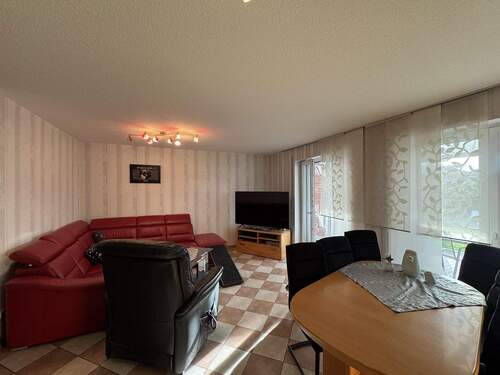 Wohnzimmer mit Terrassenzugang - 