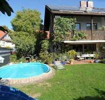 Familienheim mit Energie-Autarkie & Pool-Resort: Exklusives Wohnerlebnis - provisionsfrei - Gilching Neugilching
