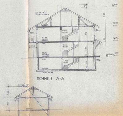 Schnitt durch Haus u Garage - 