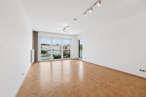 Wohnzimmer - 3 Zimmer Etagenwohnung zum Kaufen in Salzgitter