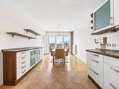 Küche und Esszimmer - 