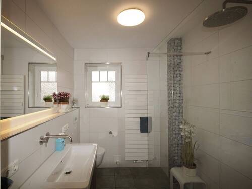 Duschbad Erdgeschoss - 