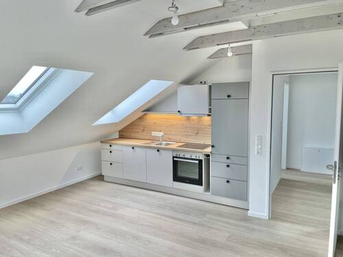 Wohnung Dachgeschoss links - 