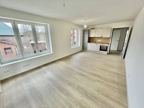 Wohnzimmer mit Küche - 
