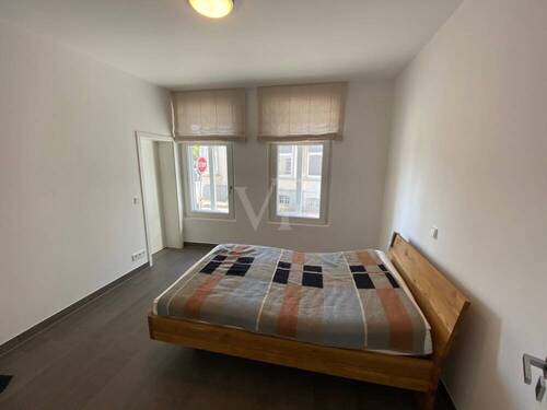 06 Schlafzimmer mit Ankleideraum - 