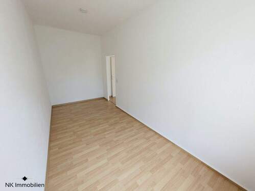 Wohn- & Schlafzimmer - 