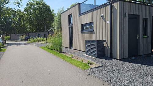Aussenansicht - Immobilien-Richter: Komplett eingerichtetes Ferienhaus, direkt am Wasser in den Niederlanden
