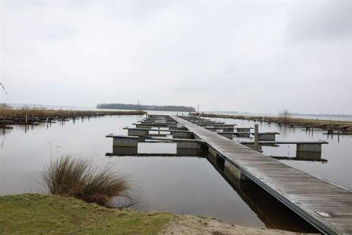 Boot-Steg - Mehrfamilienhaus, Wohnhaus mit 100,00 m&sup2; in Hulshorst zum Kaufen