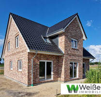 Charmantes Kapitänshaus in Schenefeld Niedrigenergiehaus EH40 mit Wärmepumpe - Neubau-Planung