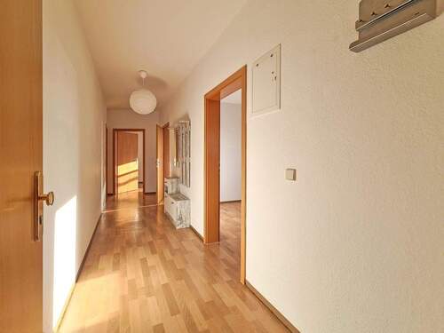 Flur - 2 Zimmer Etagenwohnung in Chemnitz