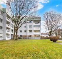 Aktiv leben in Moosach: Helle 4-Zimmer-Wohnung für junge Familien mit sonnigem Westbalkon - München