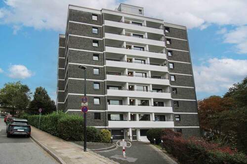 Außenansicht 2 - Sofort wohlfühlen: 3-Zi.-Erdgeschosswhg. in urbaner Lage