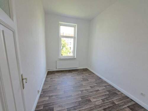 Zimmer - Etagenwohnung mit 61,50 m&sup2; in Bremerhaven zur Miete