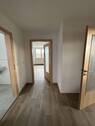 Flur - 3 Zimmer Etagenwohnung zur Miete in Naundorf