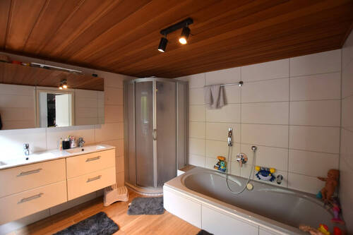 Badezimmer Wohnung EG - 