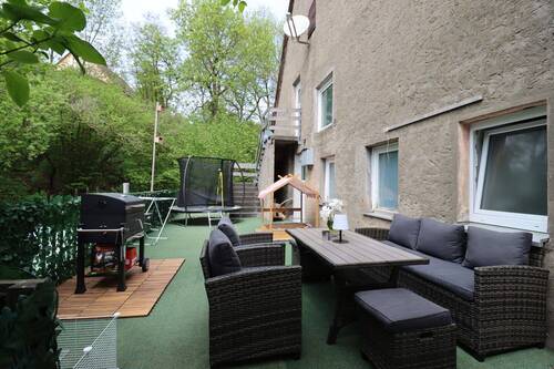 Freisitz Wohnung EG - 
