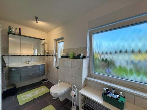 Badezimmer Bild 1 OG - 