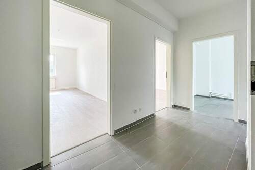 Flur - 2 Zimmer Etagenwohnung zur Miete in Witten