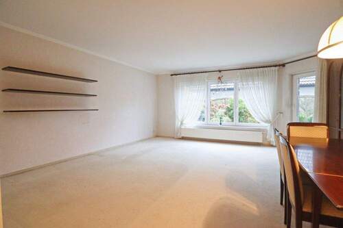 Wohn- und Esszimmer - 3 Zimmer Terrassenwohnung zum Kaufen in Rellingen