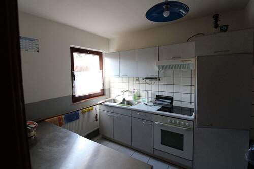 Altbau - 9 Zimmer Mehrfamilienhaus, Wohnhaus in Tonna