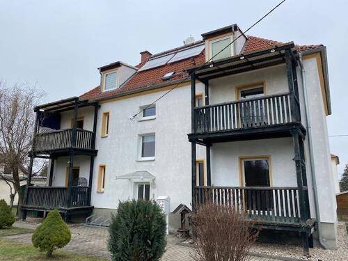 Hausansicht - 2 Zimmerwohnung in Borna OT Thräna mit Balkon