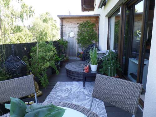 Balkon mit integrierter Sauna - 5 Zimmer Einfamilienhaus zum Kaufen in Waldems