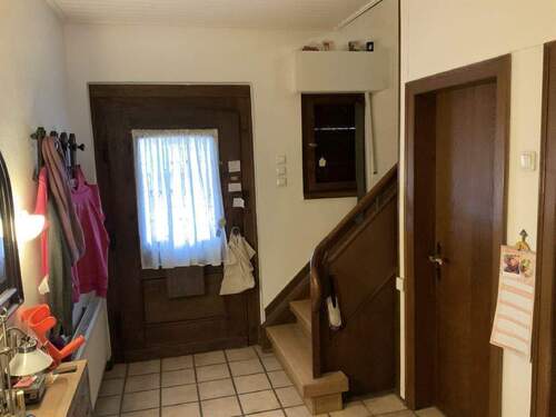 Diele - Einfamilienhaus mit 114,60 m&sup2; in Hamm zum Kaufen