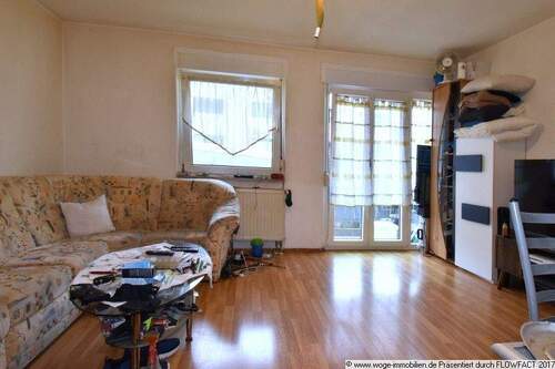 Wohnzimmer 1 - 1 Zimmer Etagenwohnung zum Kaufen in Fürth