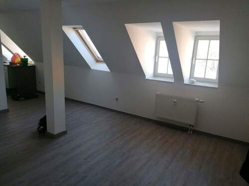Wohnbereich - Maisonette - Wohnung neu renoviert - Einbauküche