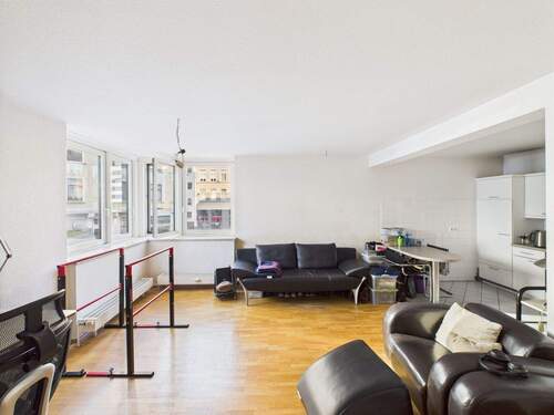 Wohnzimmer - 1 Zimmer Etagenwohnung in Hannover