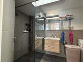 mit Walk-In Dusche - 