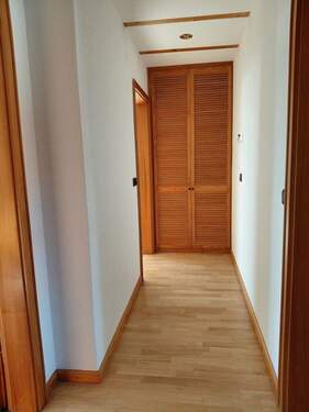 Diele - Etagenwohnung mit 54,00 m&sup2; in Regensburg zum Kaufen