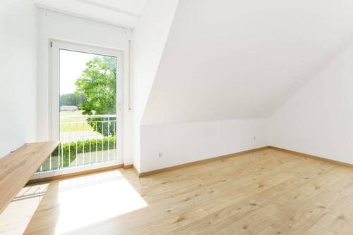Schlafzimmer - Einfamilienhaus mit 121,90 m&sup2; in Sengenthal zum Kaufen