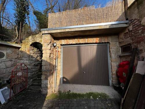 Garage - 