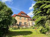 MFH von Südwest - 1 Zimmer Bauernhaus, Landhaus zum Kaufen in Neustadt