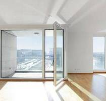 Wohnen mit Wasserblick - Eleganz und Lebensqualität im Berliner Zentrum