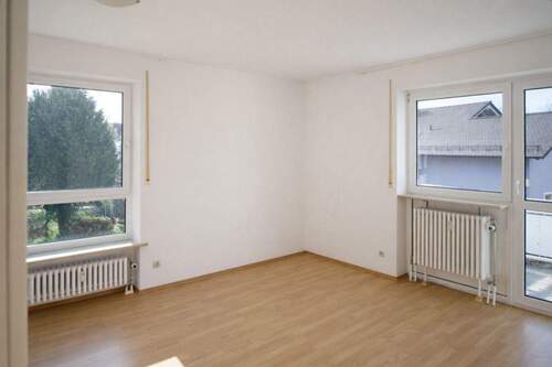 Wohnzimmer - 2 Zimmer Etagenwohnung zum Kaufen in Schwabmünchen