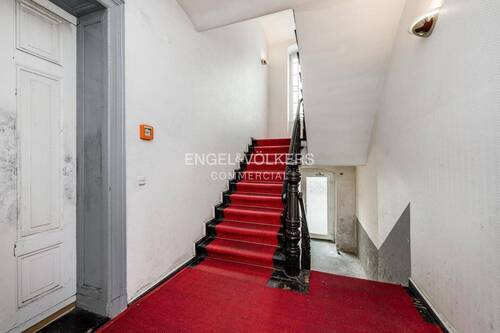 Treppenhaus - Einfamilienhaus in Berlin zum Kaufen