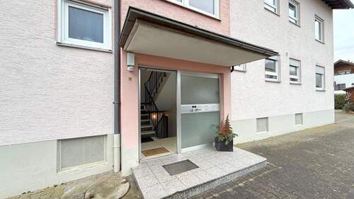 Eingangsbereich - 2 Zimmer Etagenwohnung zum Kaufen in Engen