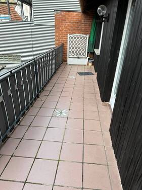 Obergeschoss, Balkon - 