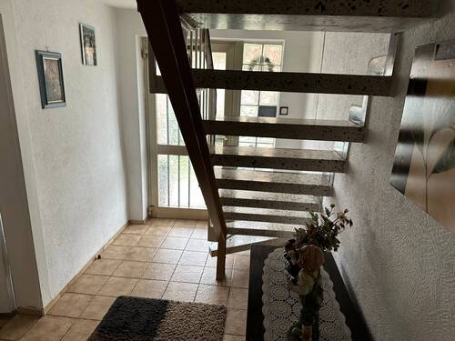 Erdgeschoss, Flur - Mehrfamilienhaus, Wohnhaus mit 161,00 m² in Bischberg zum Kaufen