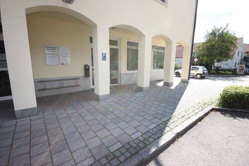 Ansicht.JPG - 2 Zimmer Büro in Eching