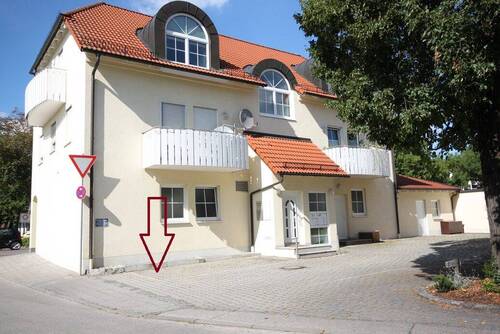 Privatstellplatz.JPG - Büro in Eching zur Miete