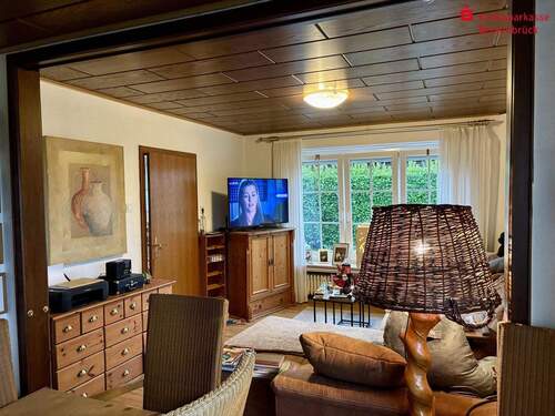 Einliegerwohnung im EG des Altbaus - Wohnzimmer - 