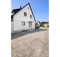 Gepflegtes Doppelhaus in gefragter Lage von Ellwangen- Braune Hardt - Ellwangen (Jagst)