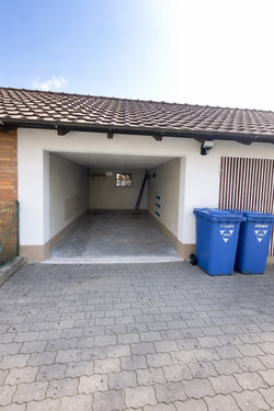 Musterbild Garagen - 5 Zimmer Doppelhaushälfte in Ellwangen (Jagst)