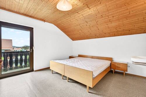 Schlafzimmer 7 (OG) - 